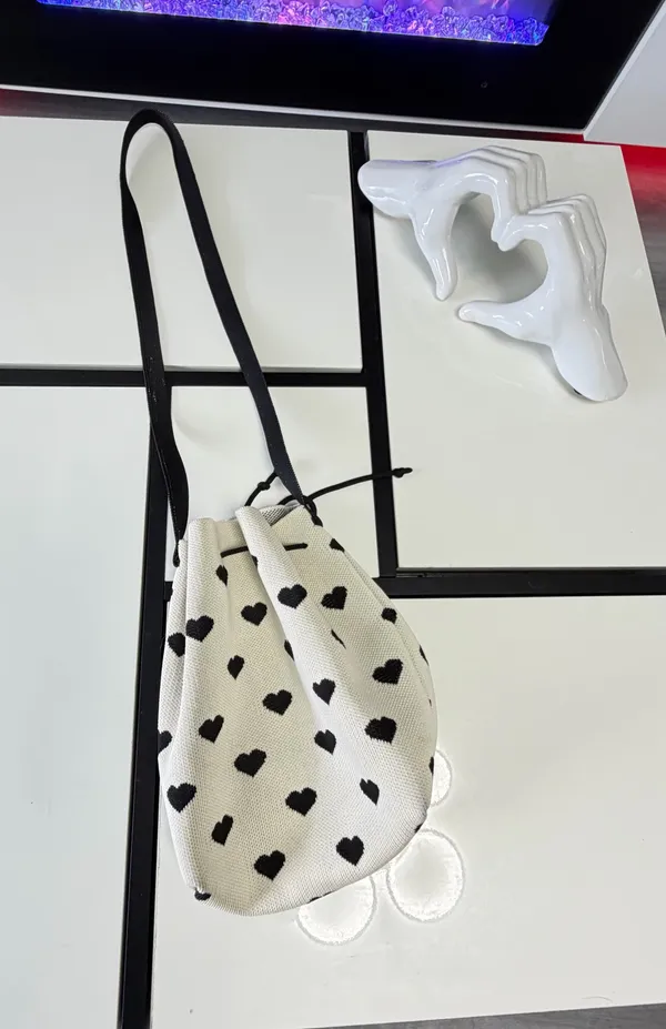 Knit Heart Pattern Drawstring Bucket Crossbody Bag 🖤✨ White - Image 8