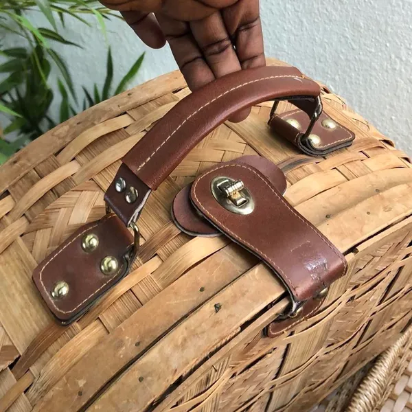 Large Vintage Gingham plaid wooden wicker woven picnic basket handbag duffle suitcase carryon leather handles #cottagecore #fairy #boho #indie - Image 7