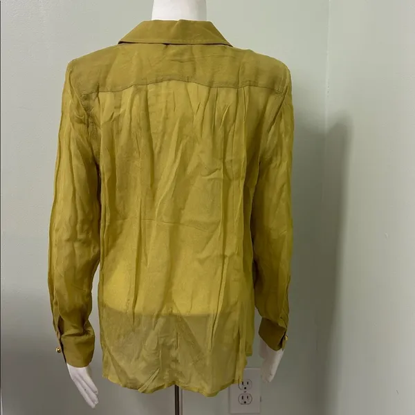 NWT Tuckernuck Chartreuse Natalia Blouse medium - Image 8