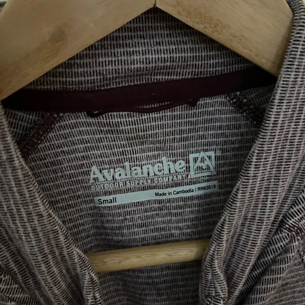 Avalanche Women's Purple Quarter-Zip Top - Image 3