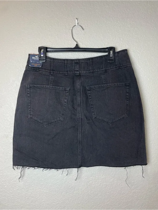 BNWT! Hollister Black High-Rise Button-Front Mini Skirt Size 32 - Image 5