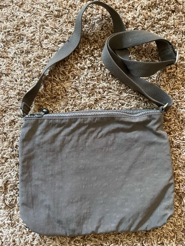Converse sling bag - Image 3