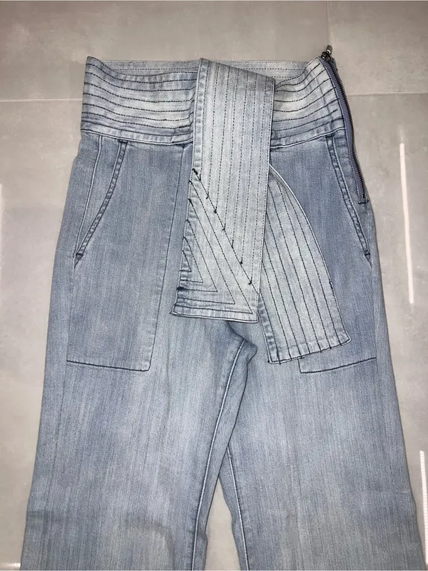 7 FOR ALL MANKIND Belted Wide-Leg Jeans - Image 4