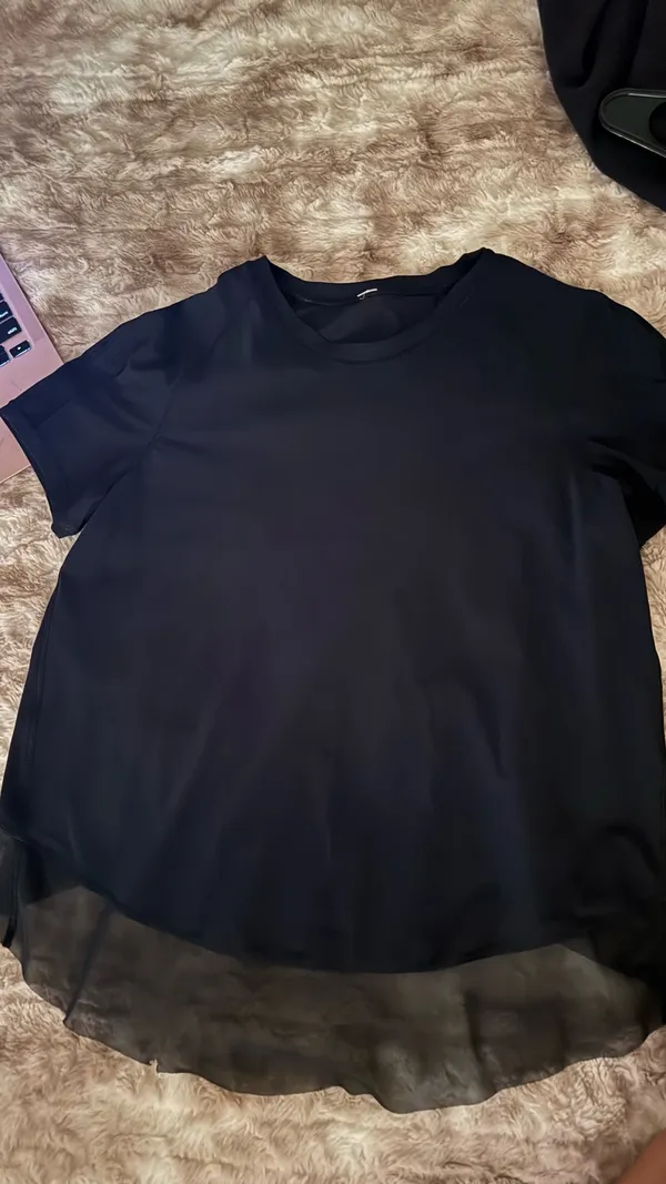 Lululemon Short Sleeve - Image 5