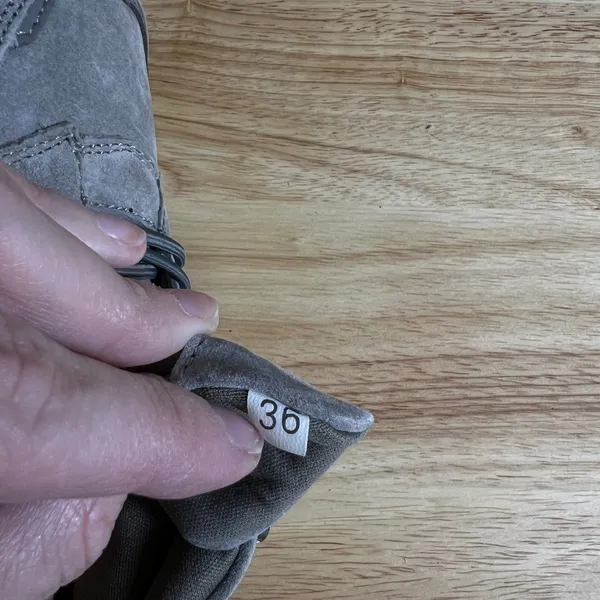 Dbeck Amundsen Grey Suede Handcrafted Casual Outdoor Walking Shoes Size 36 - Image 4