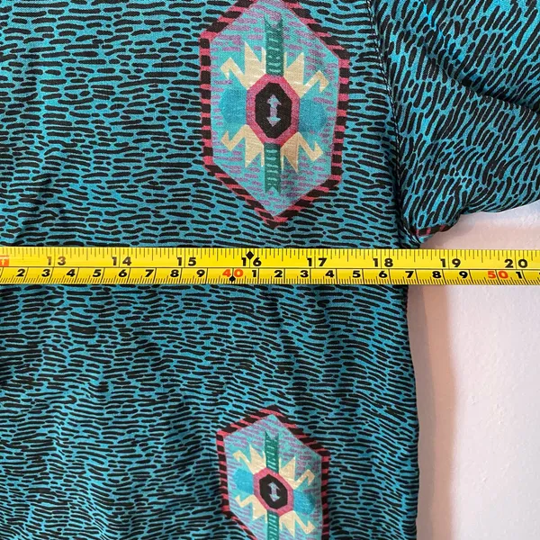 Wrangler Authentic Western Blue Aztec Print Vintage Button Down Shirt Medium - Image 8