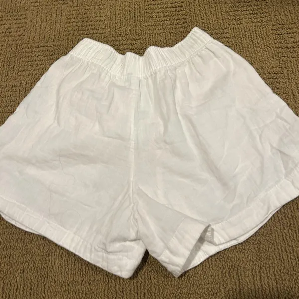 Old Navy Shorts - Image 2