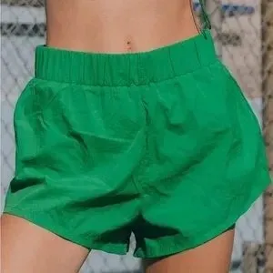 Super Bounce Shorts Kelly Green - Image 2
