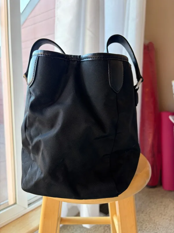 Tumi Soft Travel Satchel Handbag Purse Corporate Business Designer Luxury - Image 5