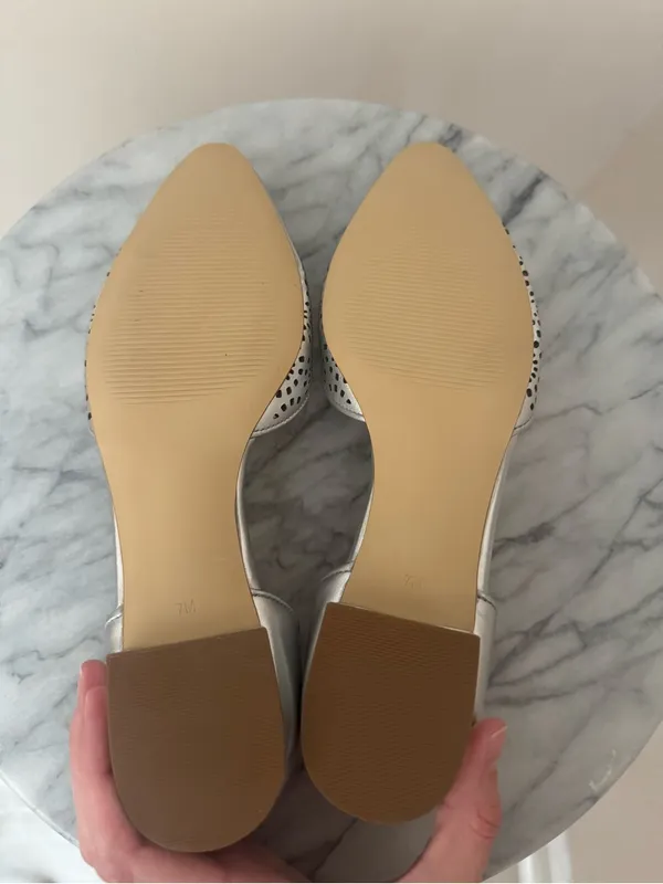 Talbots Leather D’Orsay Flats Women’s Size 7 Silver Perforated Pointed Toe - Image 8