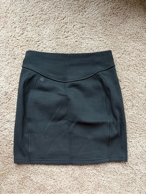 lululemon high-rise scuba mini skirt - Image 7