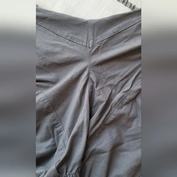 The north face Joggers - Image 5