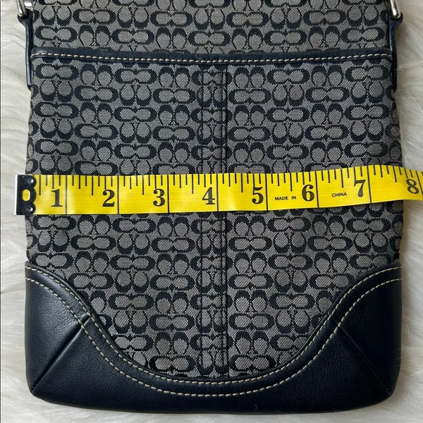 Vintage Coach Signature Canvas Crossbody Bag Mini Coach "c" Monogram Purse Small - Image 15