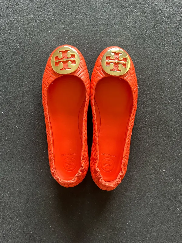 Like New! Tory Burch Minnie Quilted Travel Ballet | Size 7 | Bright Samba/Gold - Image 2