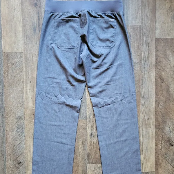 Women's Figs Livingston Scrub Pants Graphite Gray Size Small - Image 6