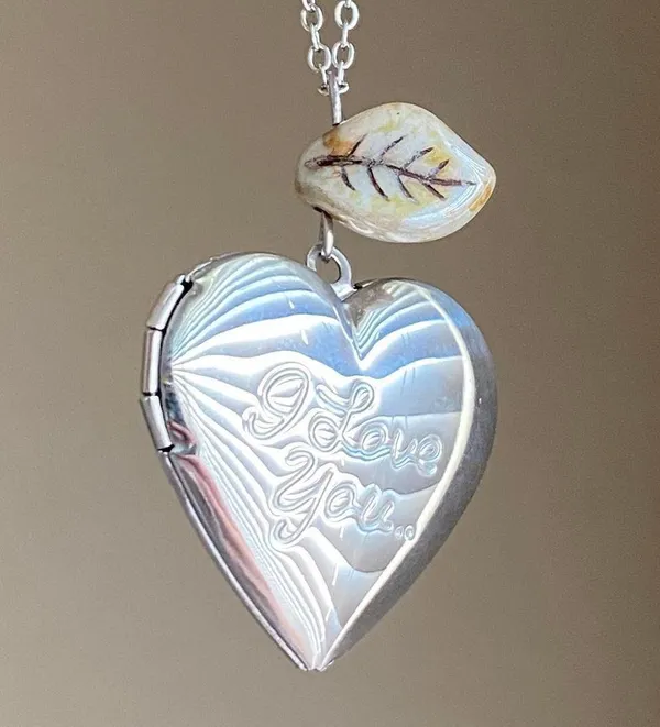 Handmade “I love you” stainless steel heart locket charm & Czech glass necklace 🍃🩵 - Image 3