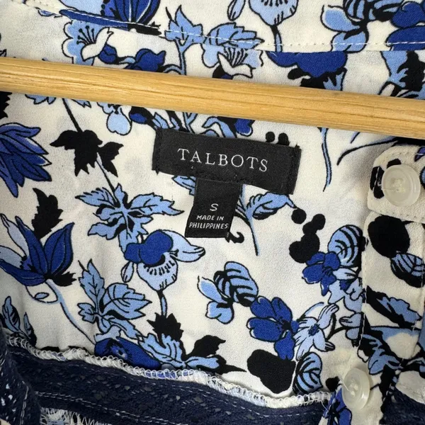 Talbots Floral Button Down Shirt Small‎ Blue Cottage Preppy Office Lightweight - Image 5