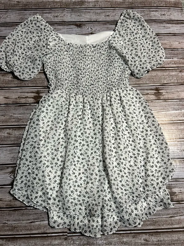 Altar’d State White Floral Puff-Sleeve Boho Mini Dress Size medium - Image 2