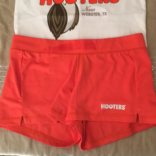 Hooters Girl Worn Sexy Tank Shorts Webster TX Sm/Xs & Free “Elizabeth” Name Tag - Image 4