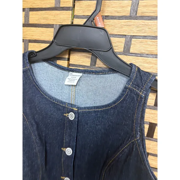 No Boundaries Cropped Denim Vest Size‎ Medium - Image 3