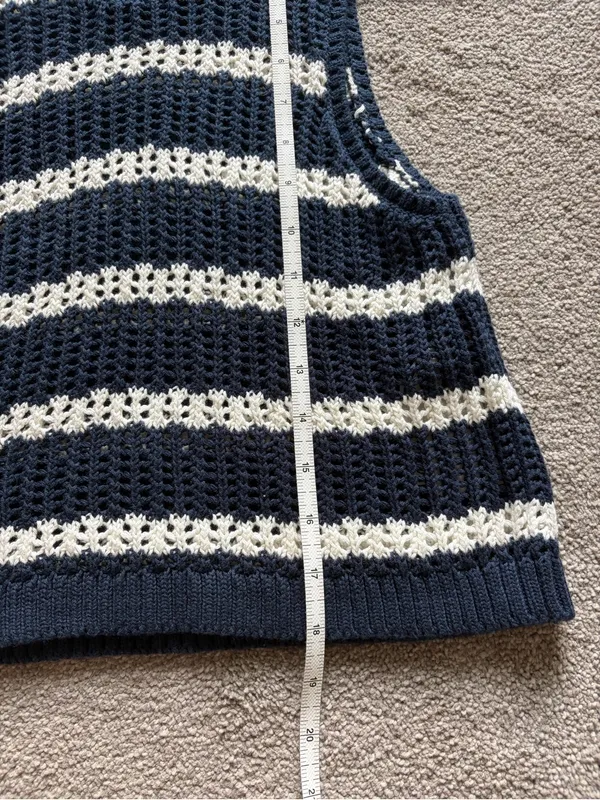 NWOT Hollister Navy & Cream Striped Knit Sleeveless Sweater - Image 4