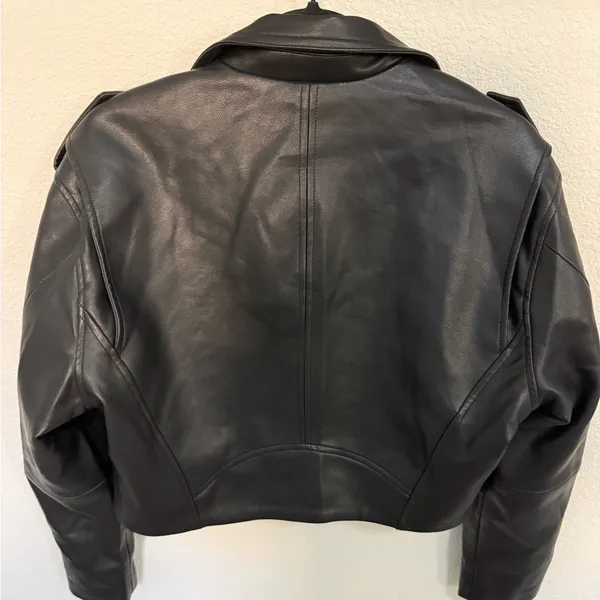 BLANKNYC High Standard Vegan Faux-Leather Crop Moto Jacket Black Size S Small - Image 9