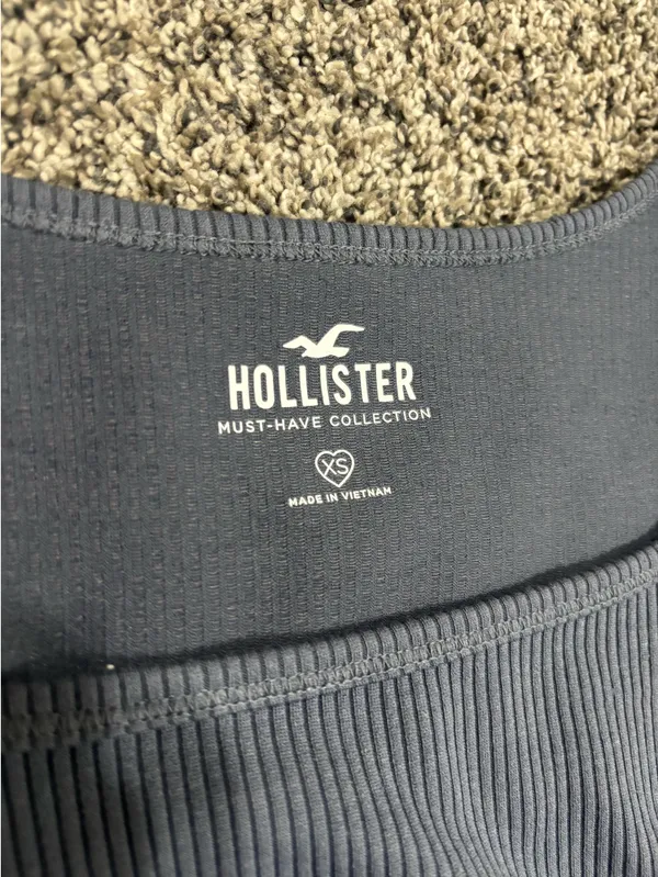 Hollister Ribbed Crop Top - Image 2