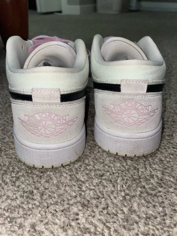 Air Jordan - Image 3