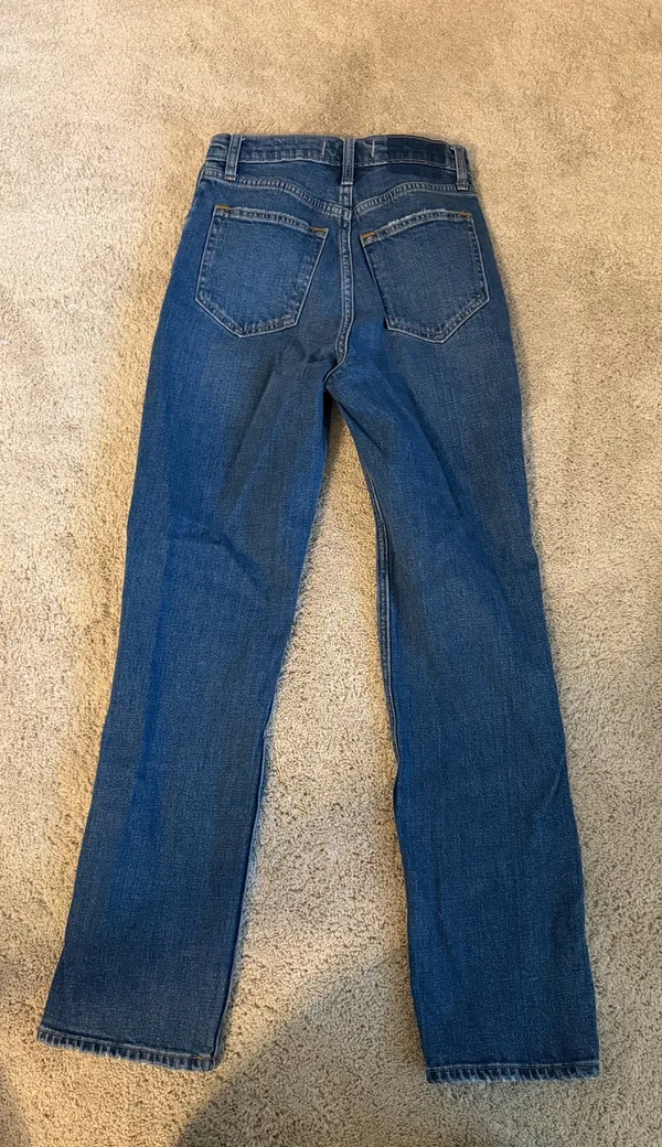 Abercrombie Ankle Straight Ultra High-Rise - Image 2