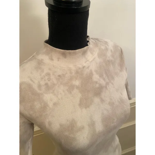 Hudson Los Angeles Fitted Neutral Tie Dye Cropped Baby Tee Mini Mock Neck Ribbed - Image 2