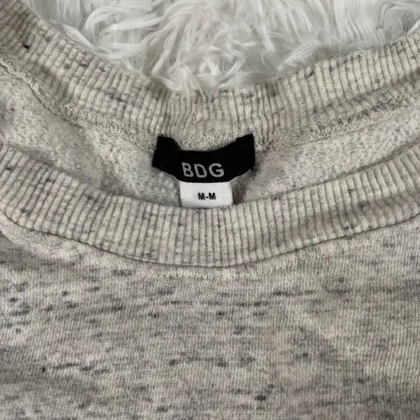 urban outfitters cropped sweater size medium - Image 2