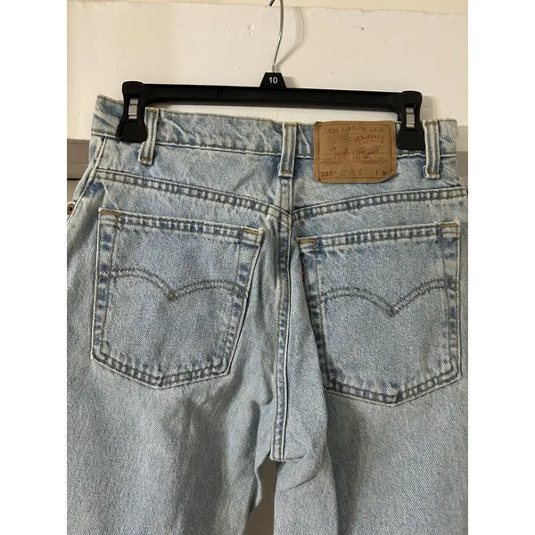 Vintage 90 Levis 550 Relaxed Fit Tapered Leg Jeans Light Wash Made in USA Size 9 - Image 3