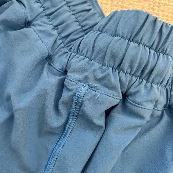 Lululemon hotty hot short 2.5 inch - Image 3