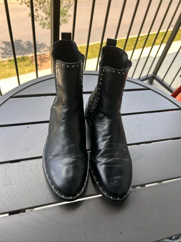 Rebecca Minkoff Sabeen Chelsea Black Studded Ankle Leather Boots 8M - Image 13