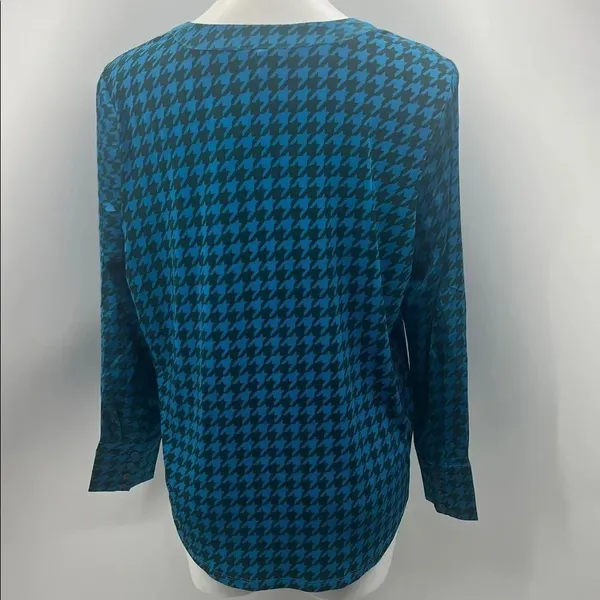 Ann Taylor Teal Houndstooth V-Neck Blouse - Image 6