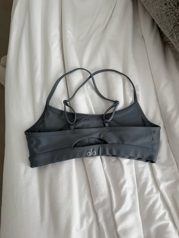 Alo Yoga Airlift Bra - Image 2