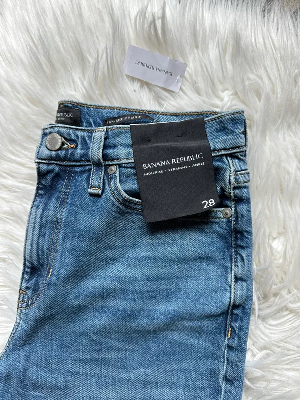 Banana Republic Distressed Ankle Straight Jeans - Image 3