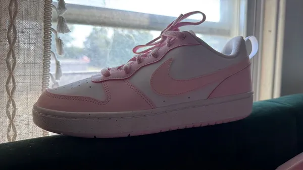 Nike Shoes - Image 3