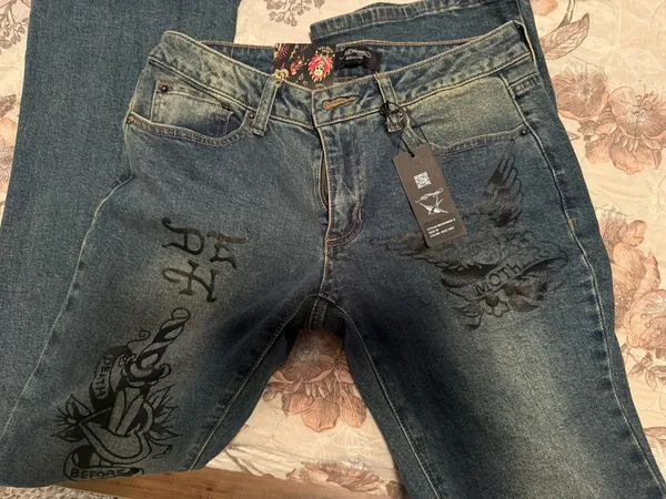 Ed Hardy - Image 5