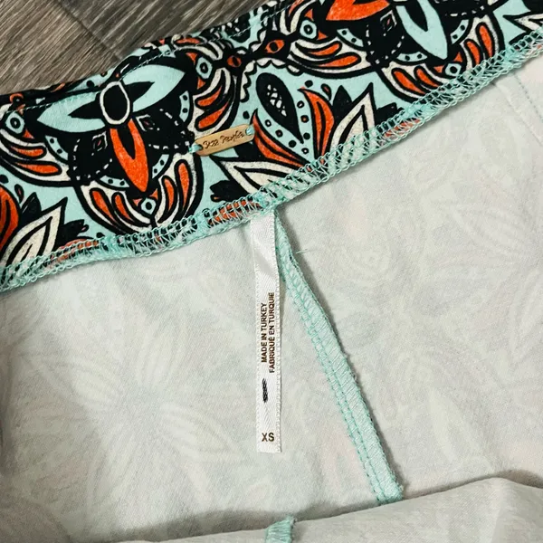 Free People Mona Micro Mini Skort Sz XS Mandala Pink Green Festival Whimsy Fairy - Image 2