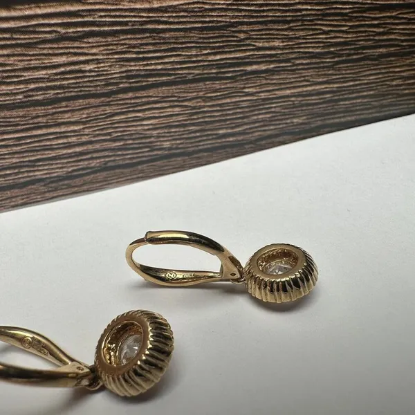 Nadri Crystal Clear Gold Tone Dangle Drop Pierced Earrings - Image 7