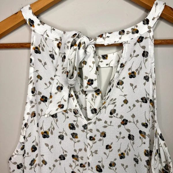 Altar'd State Floral Tiered Tie Back‎ Tank Size Medium - Image 5