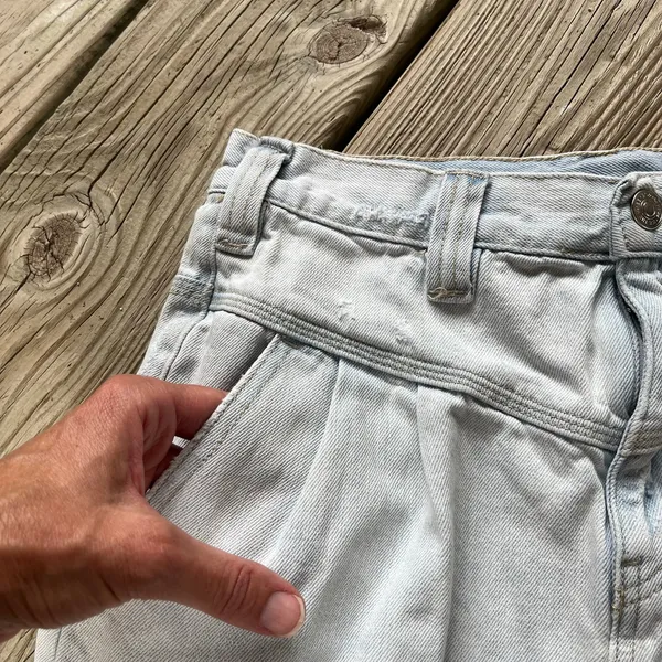 Free People We The Free Women's Light Wash Pleated Denim Mini Skirt Size 26 - Image 3