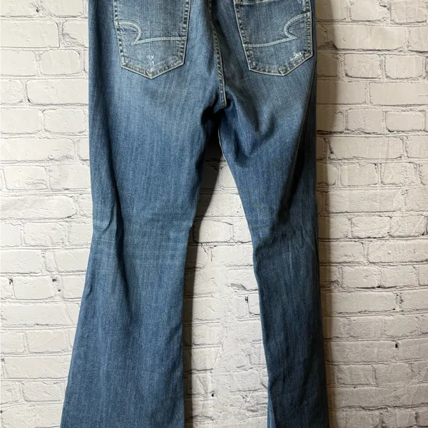 American Eagle 77 high rise flared leg jeans size 12 - Image 12