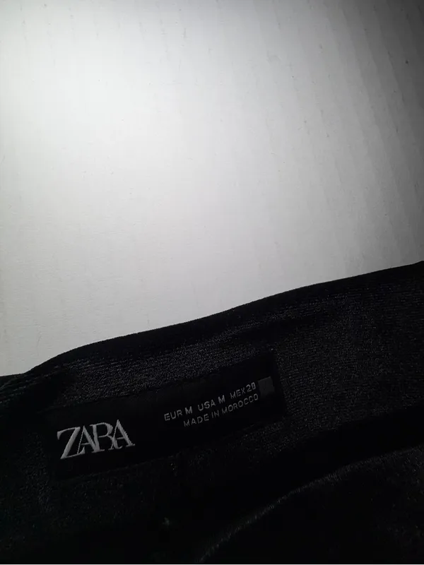 Zara Medium Black Velvet Midi Skirt - Image 2