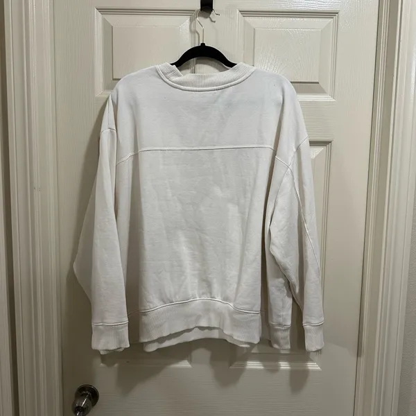 A new day crewneck cream colored sweatshirt size 3X - Image 4