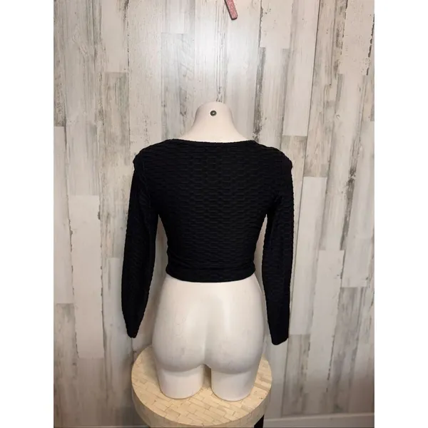 Jolie & Joy Black Textured Long Sleeve Cut Out Crop Top Size M Ruched Front Wrap - Image 4
