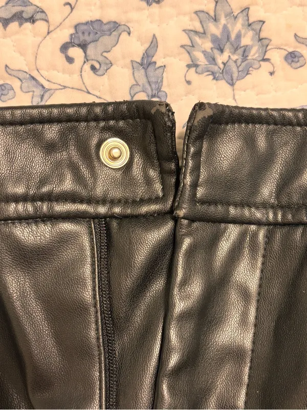 Zara Size S Black Pleather (faux leather) mini cargo skort - Image 7