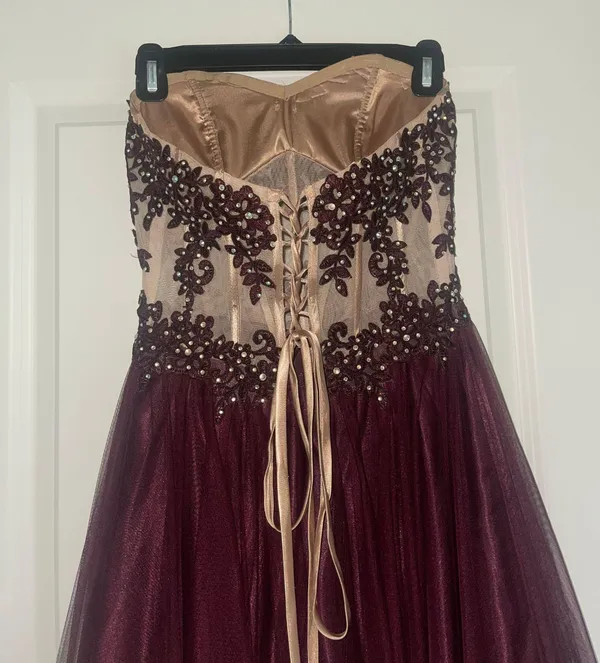 Blondie Nites Strapless Prom Dress - Image 2