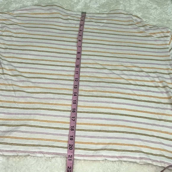 Madewell women’s medium Raw-Edged Hangout Tee in Branham Stripe‎ - Image 6
